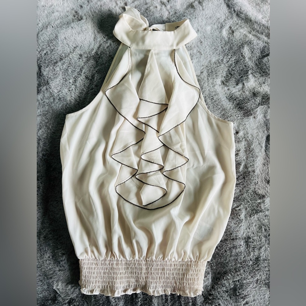 Guess top (size S)